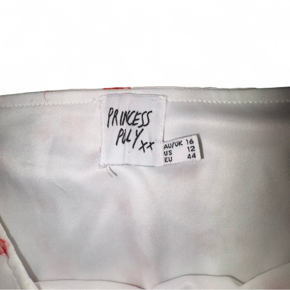 Princess Polly White and Red Ruffle Mini Skirt! - Picture 6 of 6